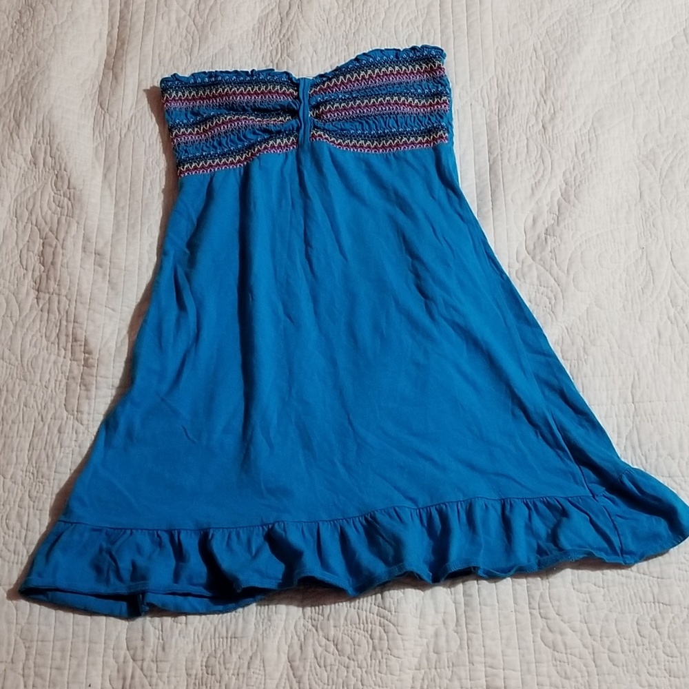 Cute Blue Strapless Top
